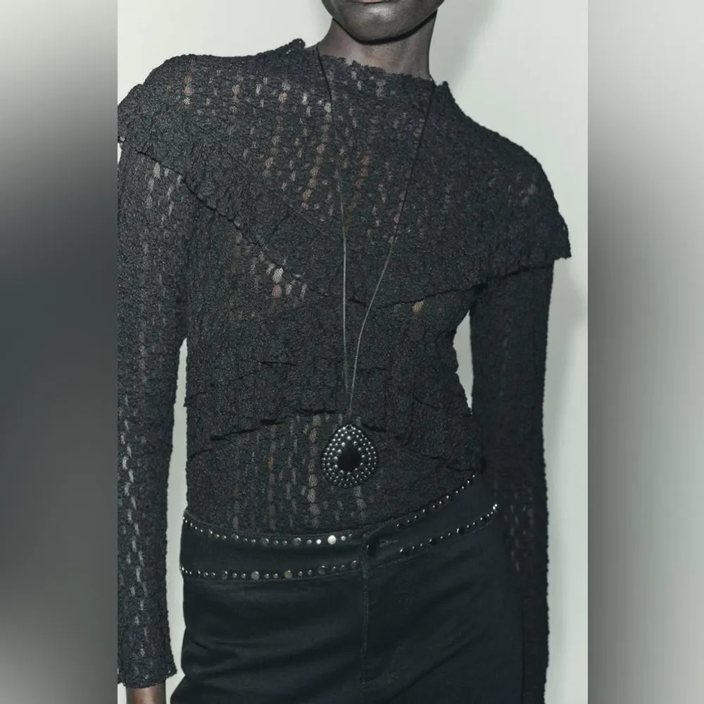 ZARA RUFFLED LACE TOP